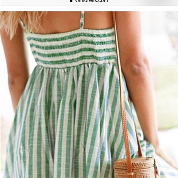 Summer dress - Picture 2 of 3